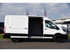 Ford Transit 350 2.0 TDCI L3H2 Black & White Edition