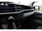 Volkswagen Transporter 2.0 TDI L2H1 30 Black & White Edition