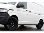 Volkswagen Transporter 2.0 TDI L2H1 30 Black & White Edition