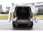 Volkswagen Transporter 2.0 TDI L2H1 30 Black & White Edition
