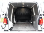 Volkswagen Transporter 2.0 TDI L2H1 30 Black & White Edition