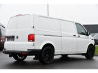 Volkswagen Transporter 2.0 TDI L2H1 30 Black & White Edition
