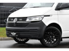 Volkswagen Transporter 2.0 TDI L2H1 30 Black & White Edition