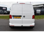 Volkswagen Transporter 2.0 TDI L2H1 30 PB Edition