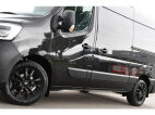 Renault Master T35 2.3 dCi 180 L2H2 Black Edition