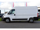 Peugeot Boxer 2.2 BlueHDi 120 L2H2 Premium