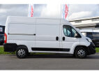 Peugeot Boxer 2.2 BlueHDi 120 L2H2 Premium