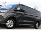 Ford E-Transit Cust. 340 L2H1 Limited 65 kWh