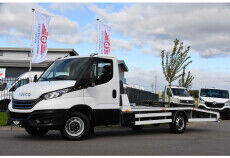 Iveco 35S18 Daily | Oprijwagen | Geveerde stoel | 3,5t trekgw. | Adaptive CC | LED NAV ECC Adaptive CC | Faustmann opbouw | 1100 KG Laadvermogen