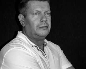 Onze allerliefste held, liefde van mijn leven, ons grote voorbeeld en rots in de branding is er plotseling niet meer.