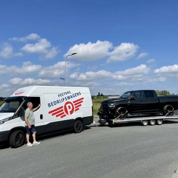 PEETERS BEDRIJFSWAGENS BIJ U OP LOCATIE📍
