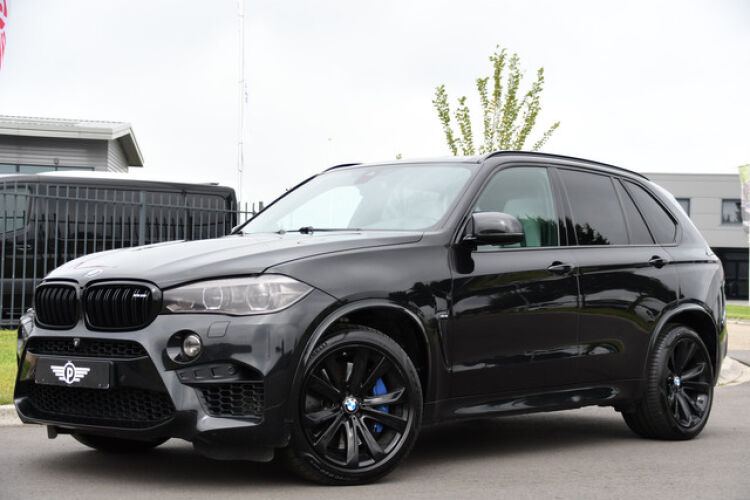 BMW X5 M V8 576PK
