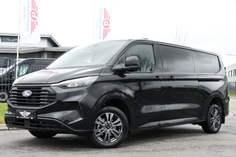 Ford Transit Custom 320 2.0 TDCI L2H1 Limited Black Edition