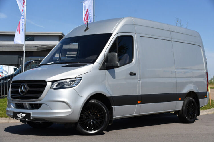 Mercedes-Benz Sprinter V6 319 3.0 CDI L2H2 PB Edition