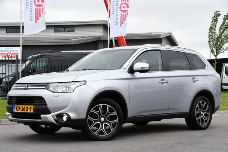Mitsubishi Outlander 2.0 PHEV Executive Edition X-Line