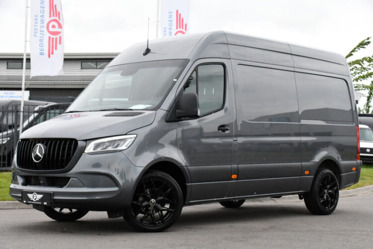 Mercedes-Benz Sprinter 317 1.9 CDI L2H2 RWD AMG Edition