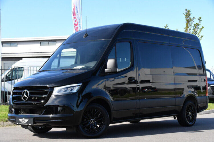 Mercedes-Benz Sprinter 315 1.9 CDI L2H2 Black Edition