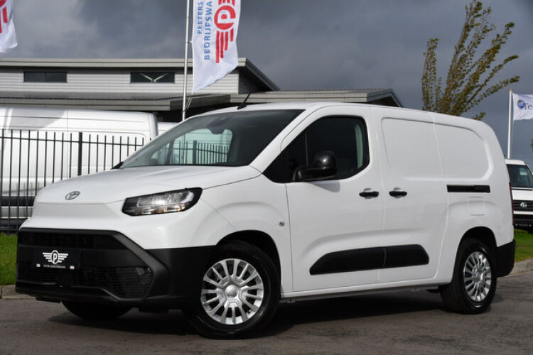 Toyota PROACE CITY Electric l2 50 kWh PB Edition
