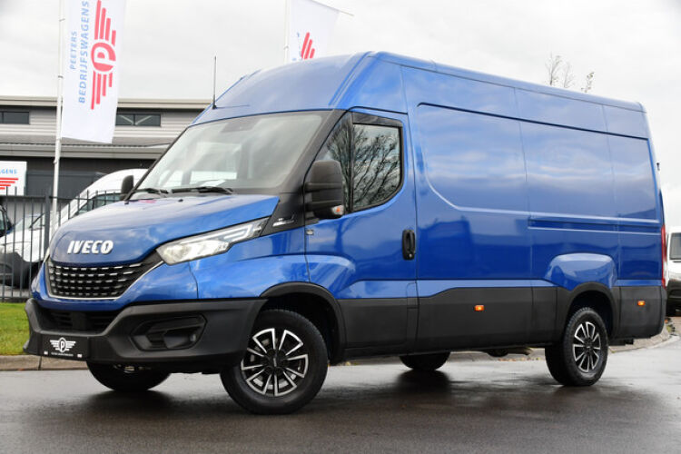 Iveco Daily 35C14V 2.3 352 H2 PB Edition