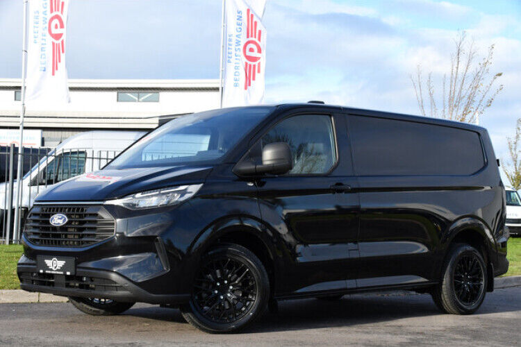 Ford Transit Custom 300 2.0 TDCI L1H1 Black Edition