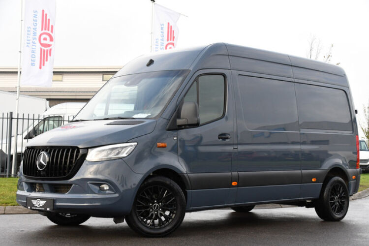 Mercedes-Benz Sprinter 315 1.9 CDI L2H2 FWD AMG Edition