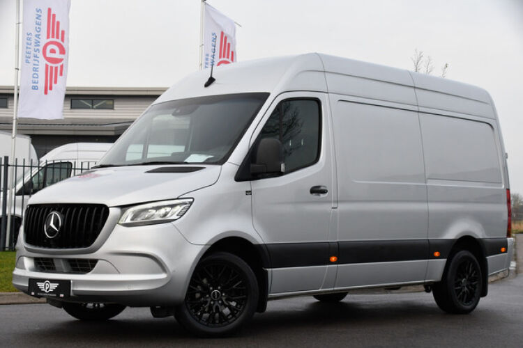 Mercedes-Benz Sprinter 319 V6 3.0 CDI L2H2 AMG Edition