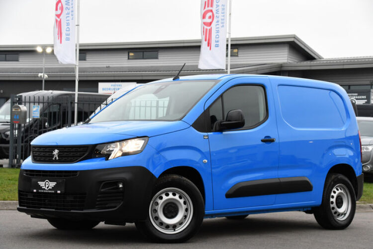 Peugeot e-Partner 136 L1 50 kWh Premium