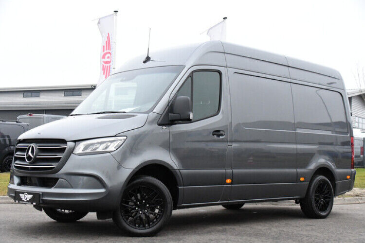Mercedes-Benz Sprinter 317 1.9 CDI L2H2 RWD PB Edition