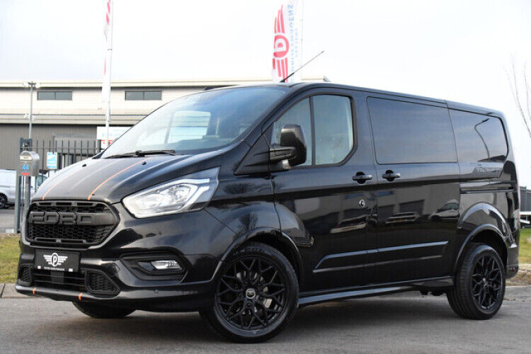 Ford Transit Custom 320 2.0 TDCI L1H1 Sport DC Black Edition